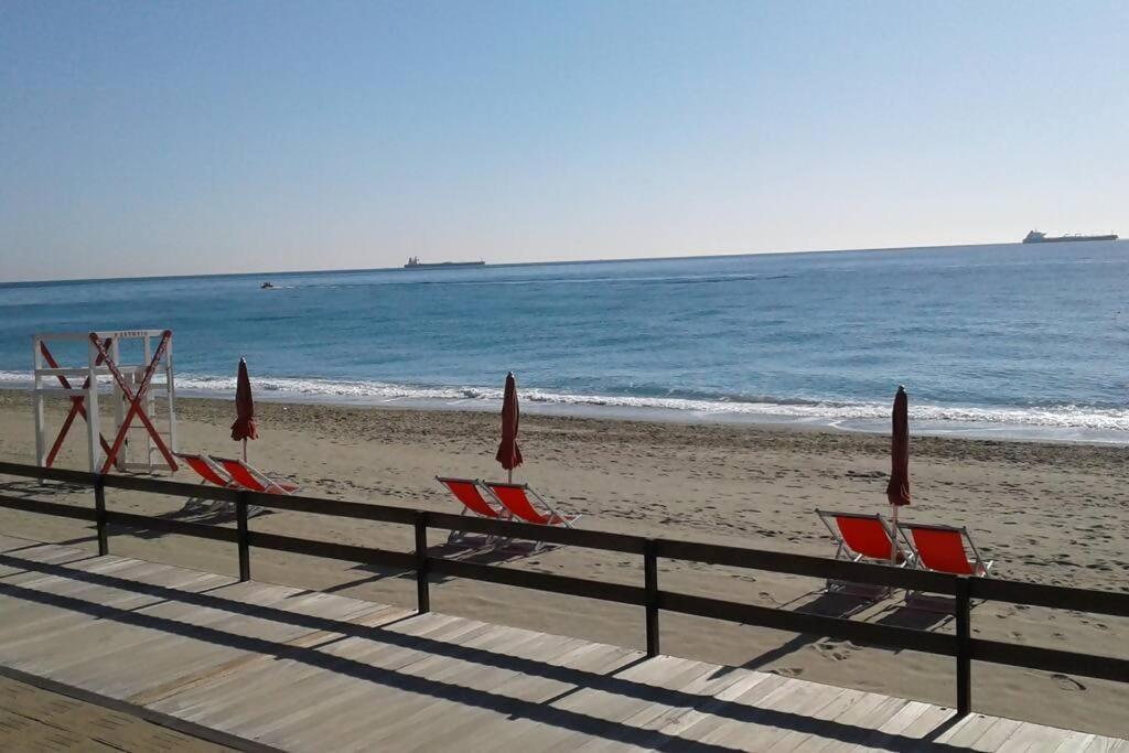 Апартаменты Larte Al Mare Vicino Spiaggia Con Ac E Wifi Савона Экстерьер фото